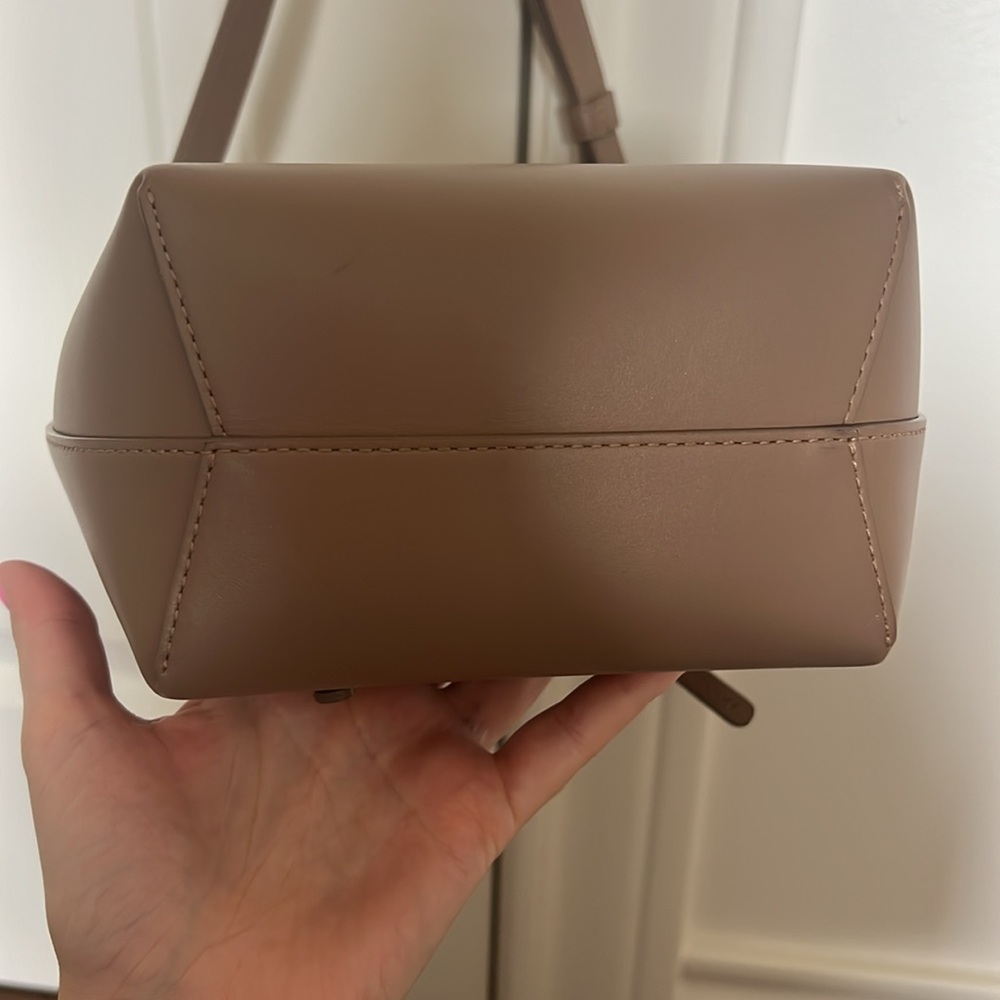Mansur Gavriel Tan Shoulder Bag - Picture 7 of 14